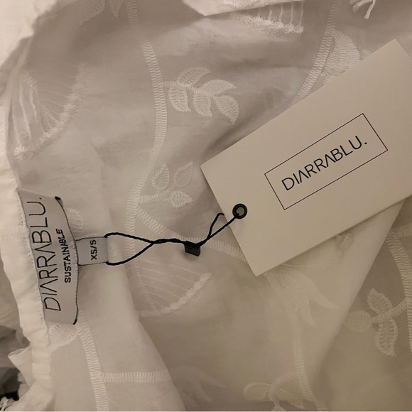 Diarrablu White Embroidered Swim Coverup - Picture 5 of 10